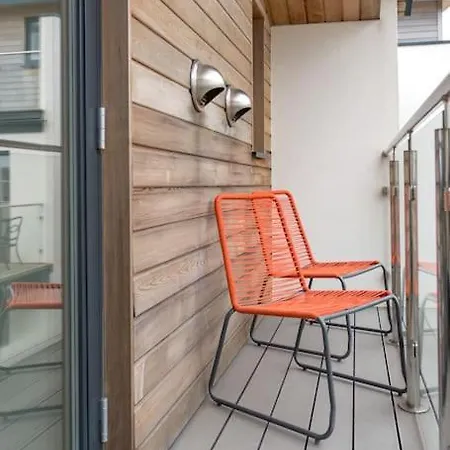 Luxury 3 Floor Town House By Tolcarne Beach Newquay  Exterior photo