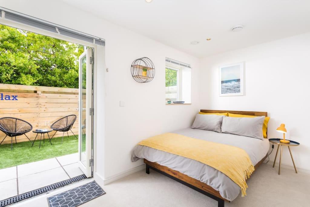 Luxury 3 Floor Town House By Tolcarne Holiday home *