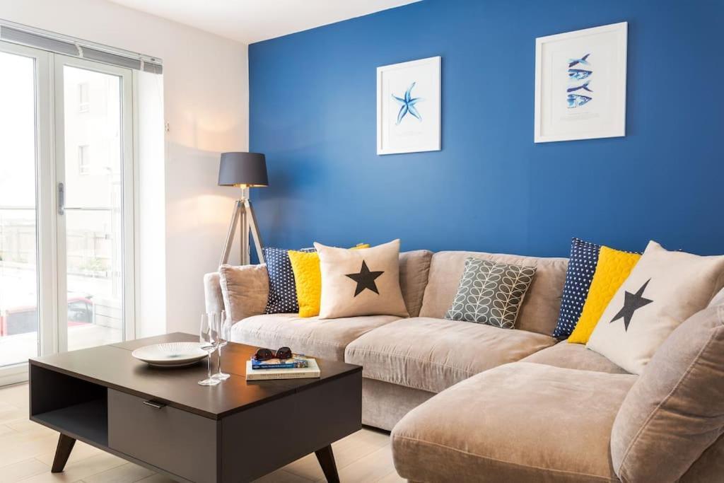 Luxury 3 Floor Town House By Tolcarne